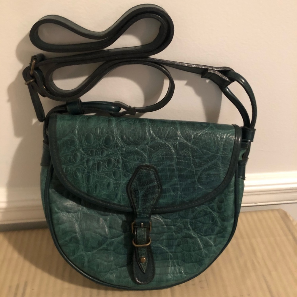 B H Smith Crossbody Purse